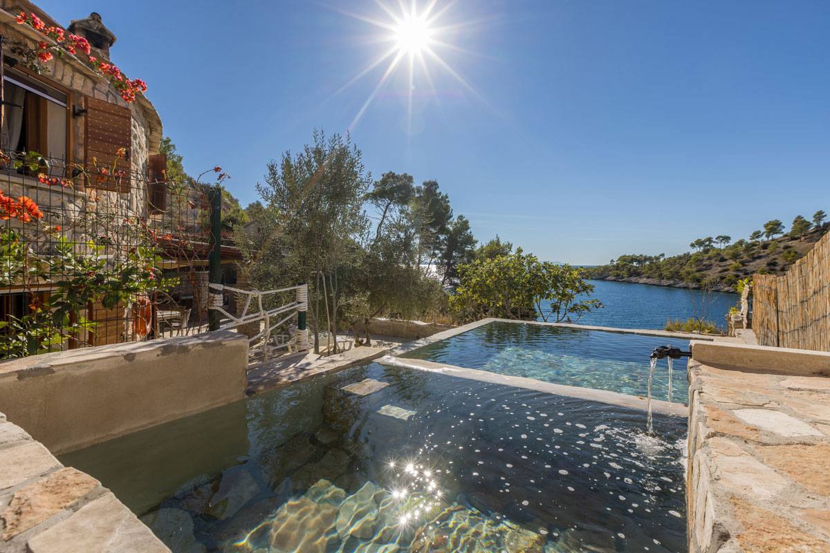 Saltwater pool